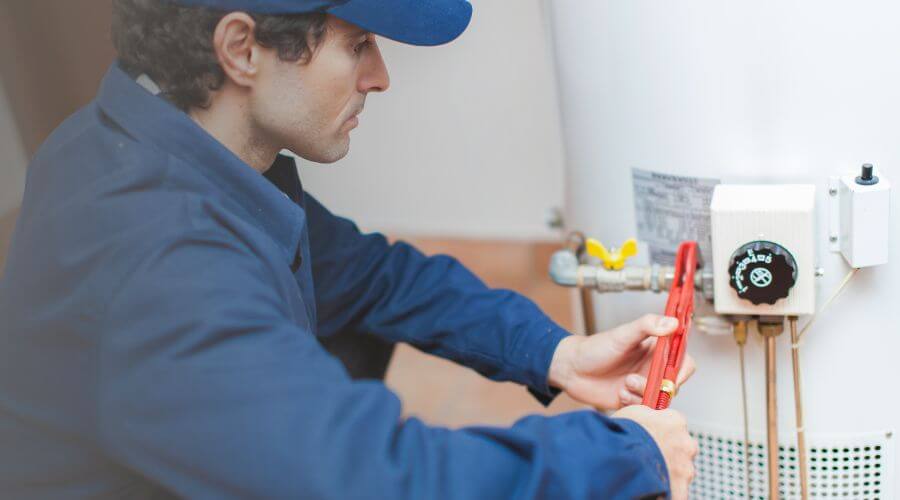 Professional expert plumbing services in Center Line, MI